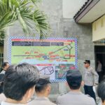 Jelang WSL Krui Pro 2024, Polres Pesibar Cek Kesiapan Anggota IMG-20240526-WA0000