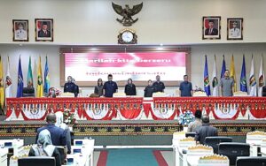 DPRD-Lampung-Rapat-Paripurna-Penyampaian-Raperda