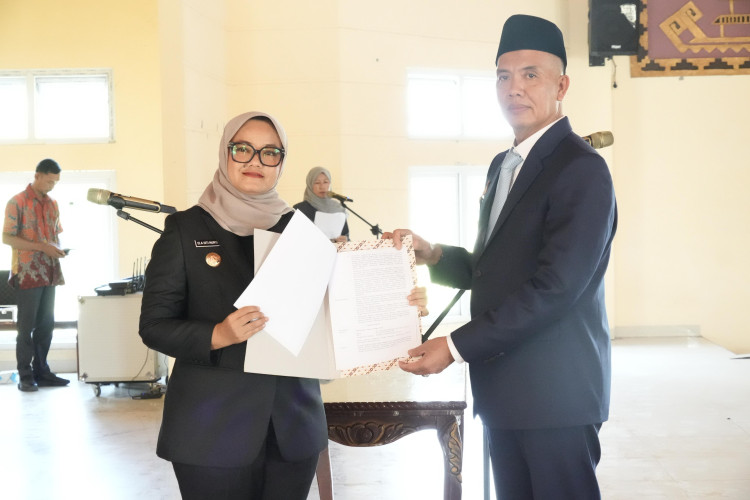 1a468bee0aa872ca1a09407a5dd9c7661756972126