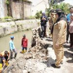 Wali Kota Eva Dwiana Tinjau Drainase Tanjung Senang, Pastikan Aliran Air Lancar Pascahujan