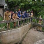 Wali Kota Eva Dwiana Tinjau Drainase Perumahan Pujangga Alam, Antisipasi Banjir Saat Musim Hujan